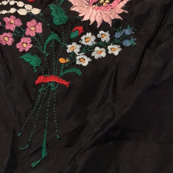 Black cloth with hand stitched flowers - Picture 10 of 10